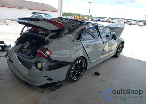 2024 Kia K5 Gt-Line из США, поврежденный, VIN 5XXG64J28RG230692